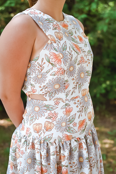 The Miss Forest Fern add-on with the  sleeveless bodice.