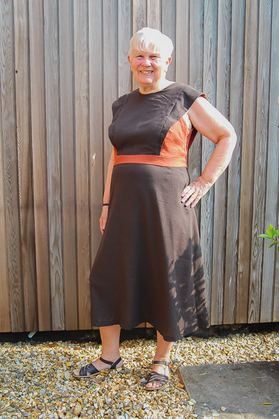 The Miss Forest dress with capsleeve insert and simple skirt.